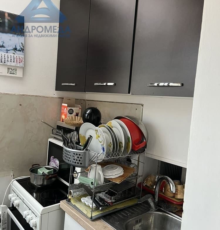 Двустаен апартамент под наем с обзавеждане и оборудване - 0