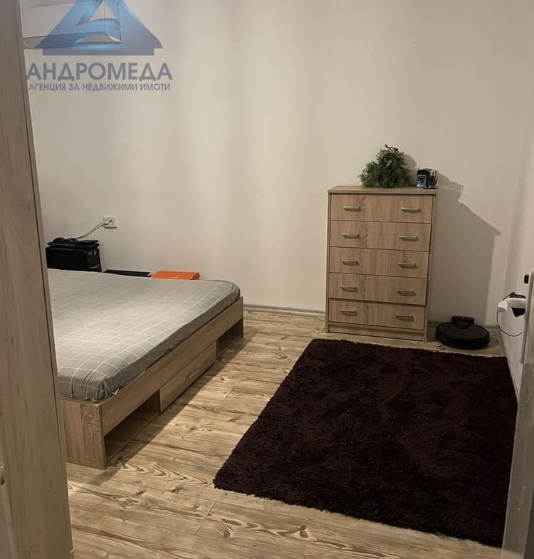 Двустаен апартамент под наем с обзавеждане и оборудване - 0