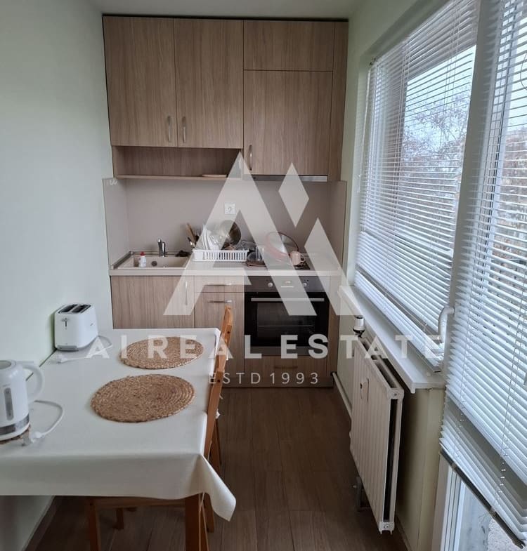 Двустаен апартамент в идеалния център - 0