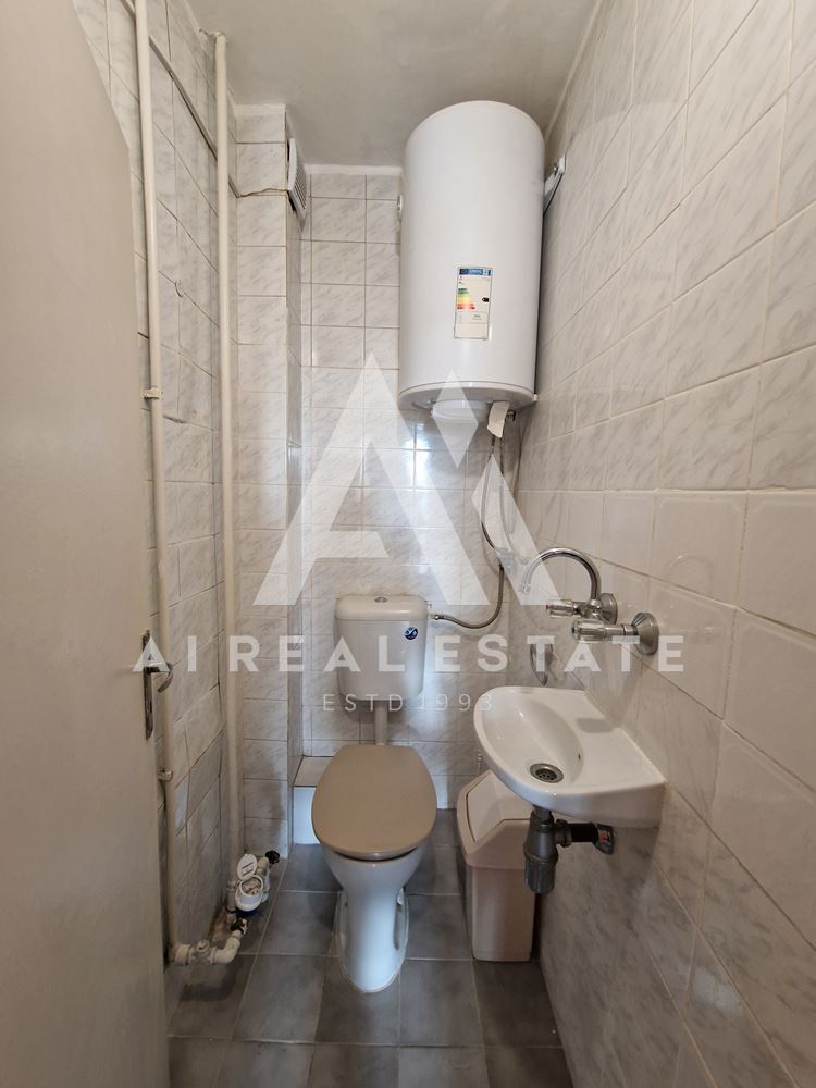 Дава под наем тристаен апартамент - 0