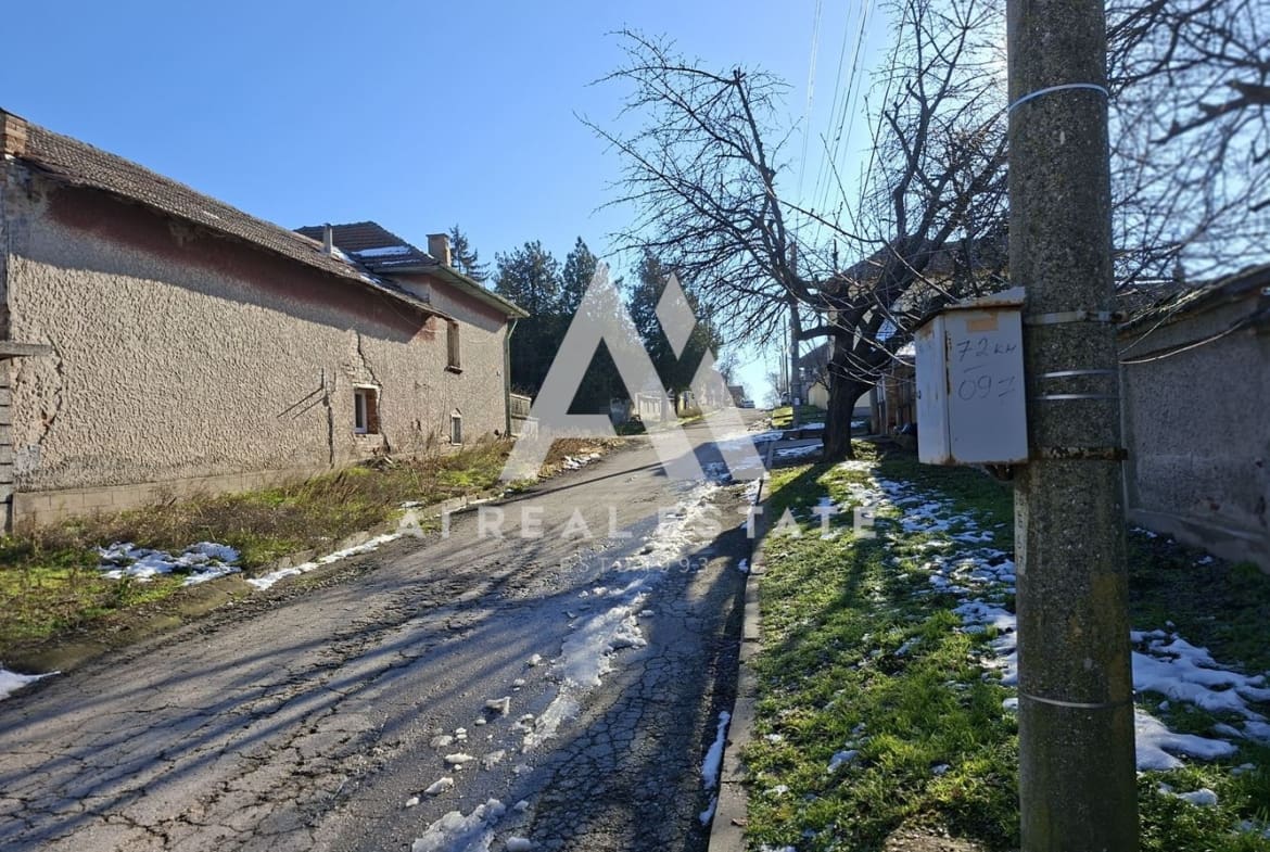 КЪЩА ГР.СЛАВЯНОВО - 0