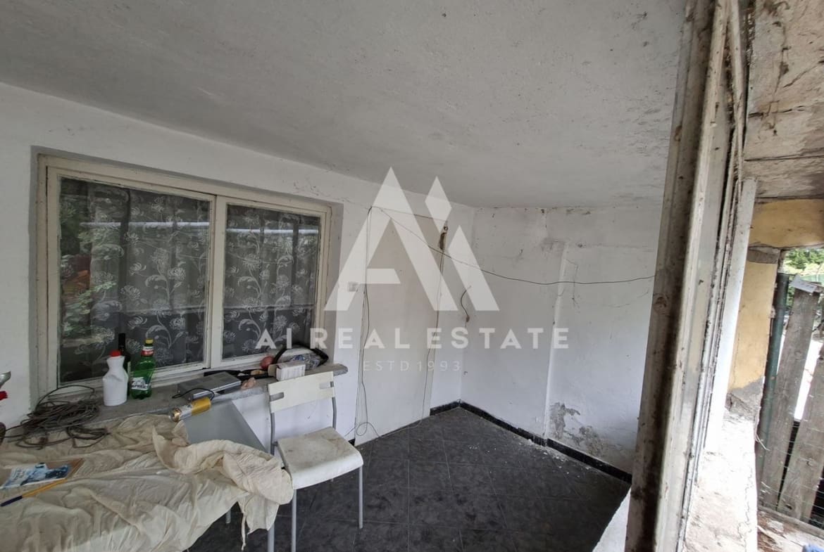 КЪЩА В С.ЯСЕН - 0