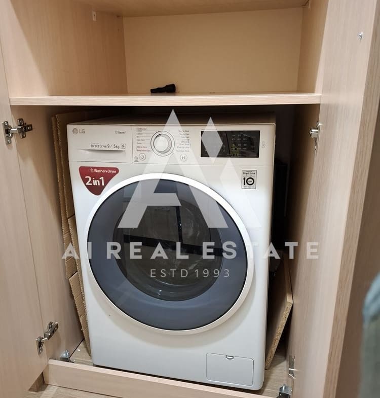 Двустаен апартамент в идеалния център - 0