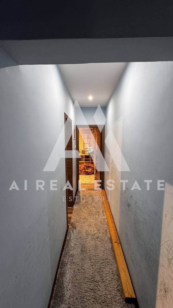 Тристаен апартамент с югоизточно изложение в гр. Плевен - 0