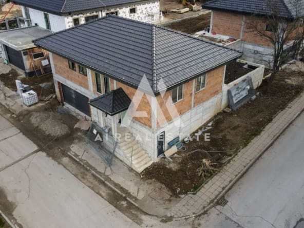 Нова къща с двоен гараж и двор гр.Плевен, ул.Трите бора - АКТ 14 ! - 0