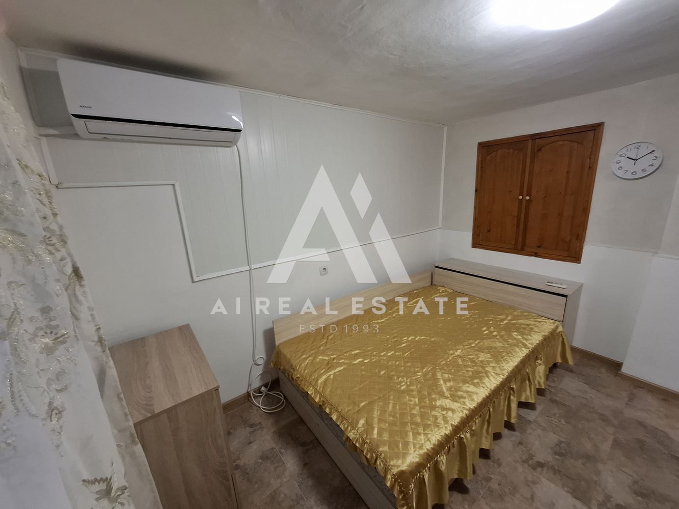 Апартамент под наем в семейна къща! - 0