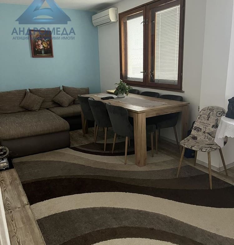 Двустаен апартамент под наем с обзавеждане и оборудване - 0