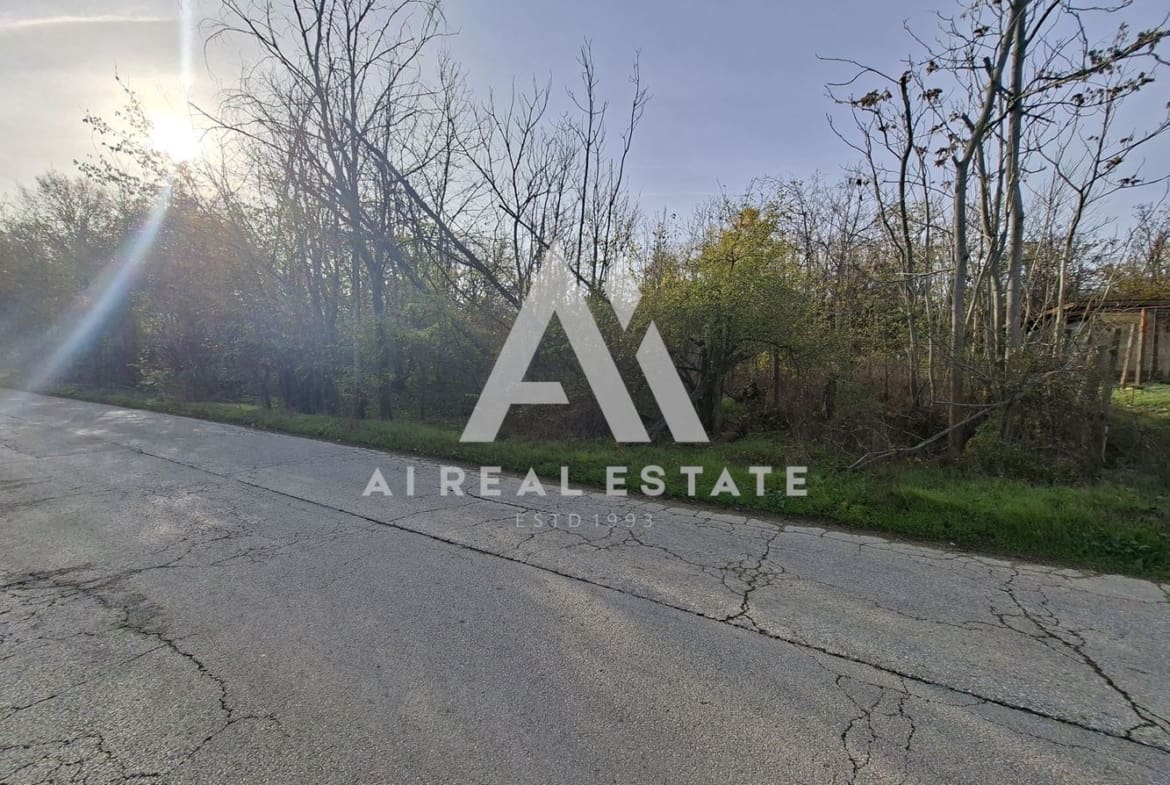 ПАРЦЕЛ СТРАЖАТА - 0