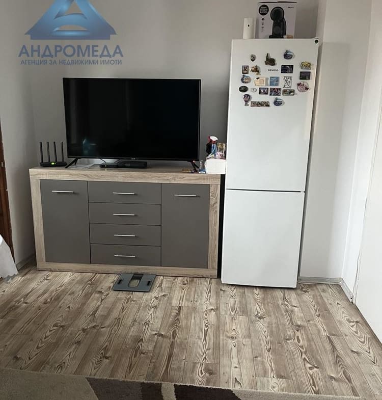 Двустаен апартамент под наем с обзавеждане и оборудване - 0