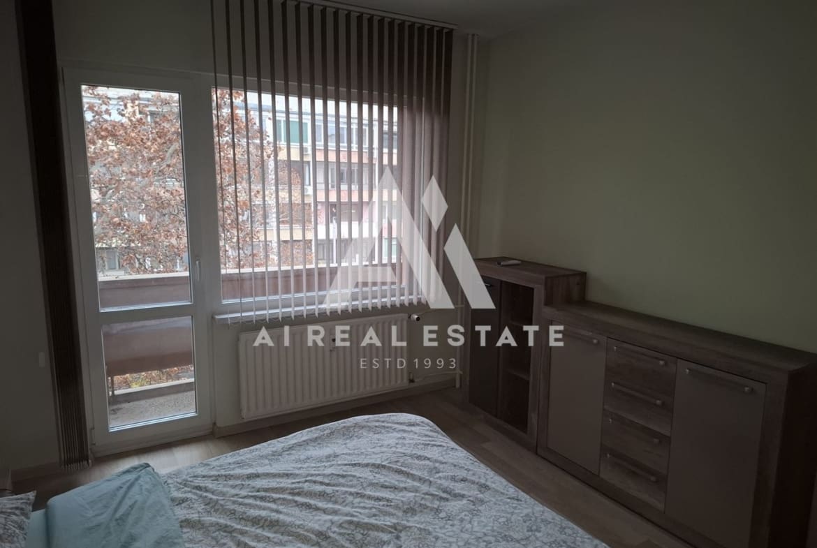 Двустаен апартамент в идеалния център - 0