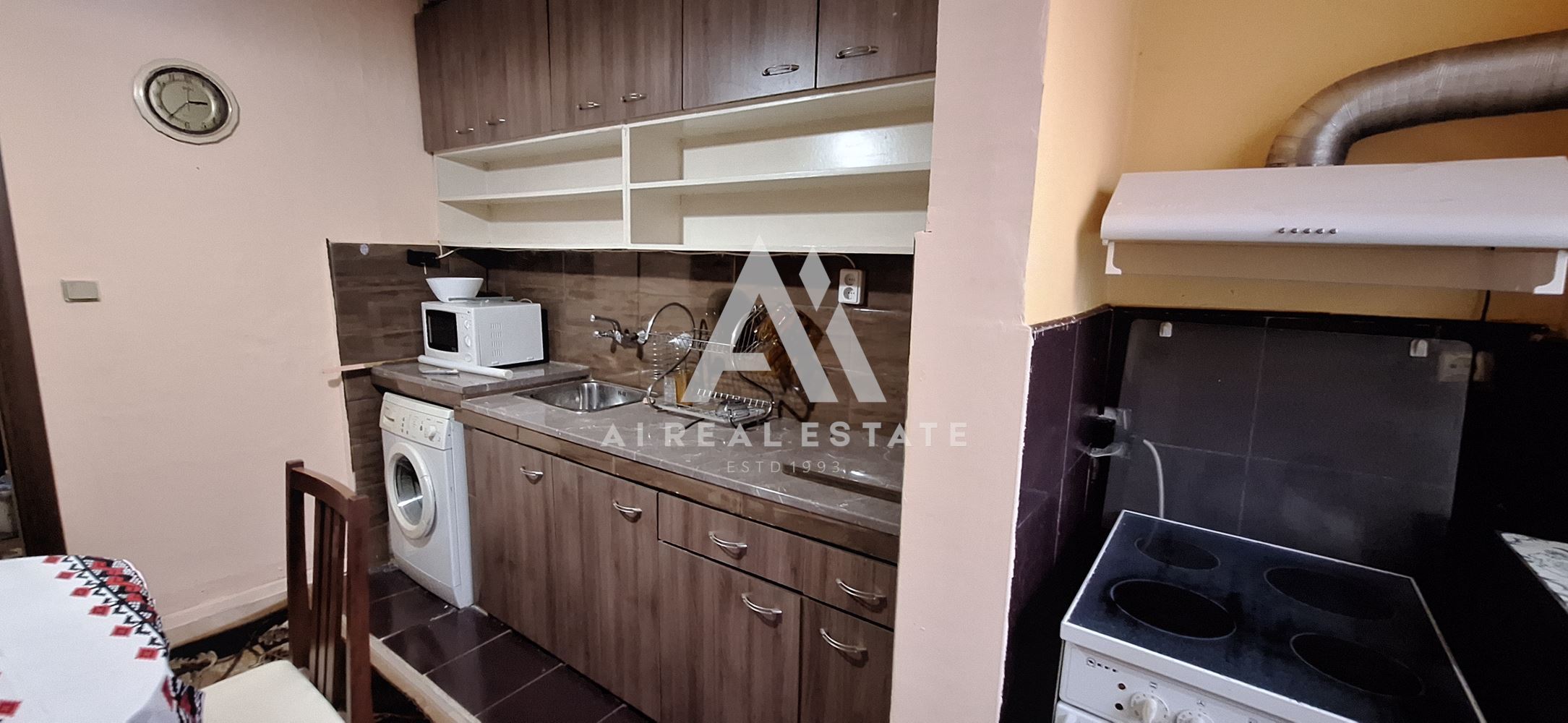 двустаен апартамент под наем - 0