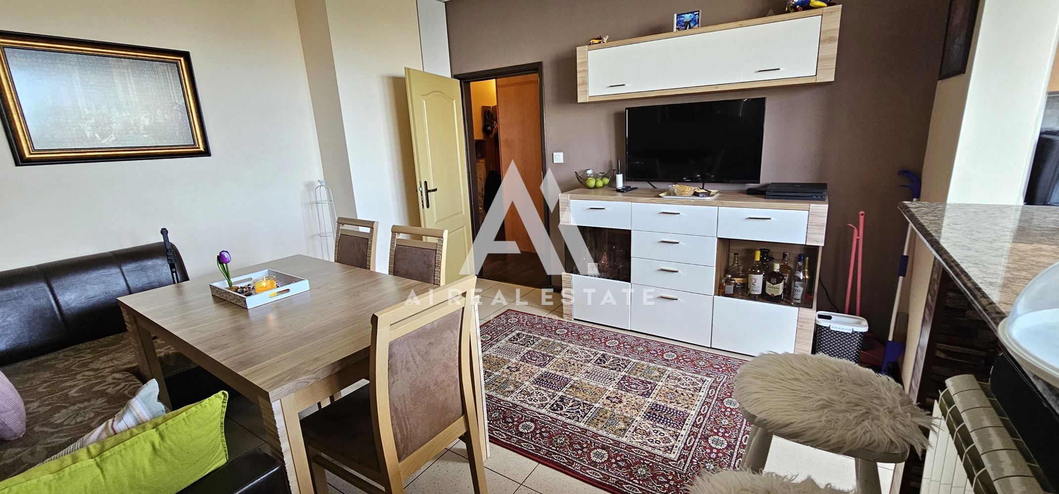 Слънчев двустаен апартамент в жк. Младост 4 - 0