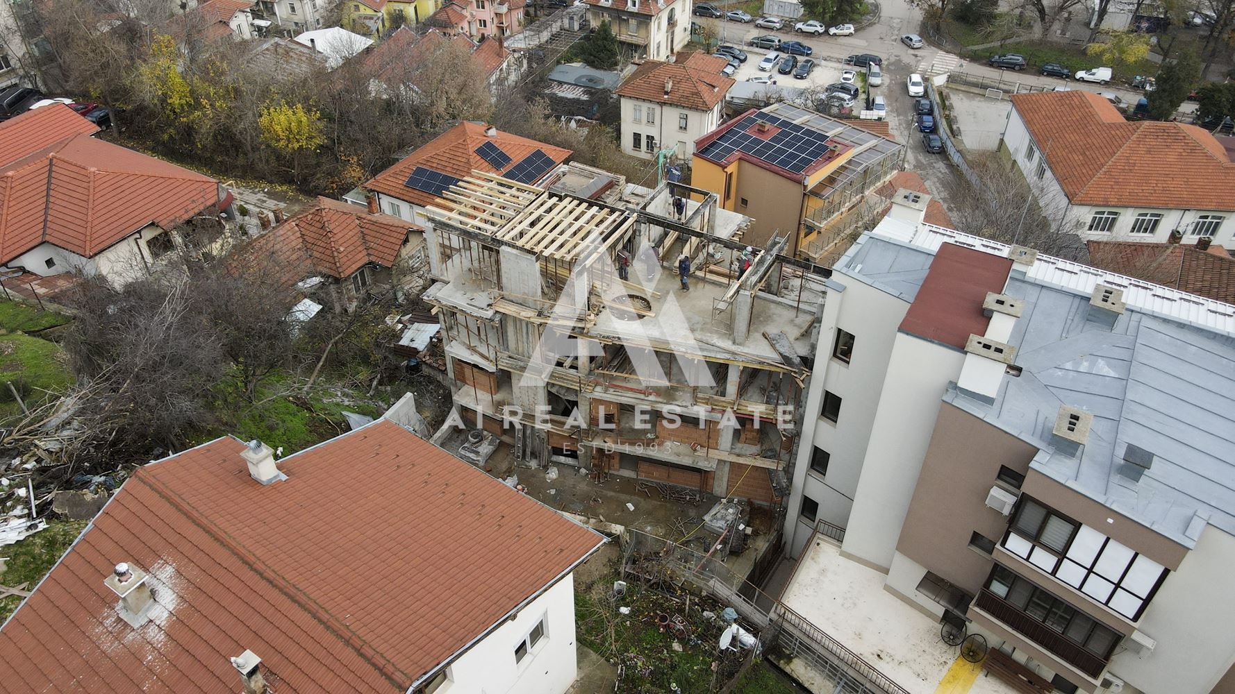 Тристаен апартамент в бутикова сграда Maison 19 - 0