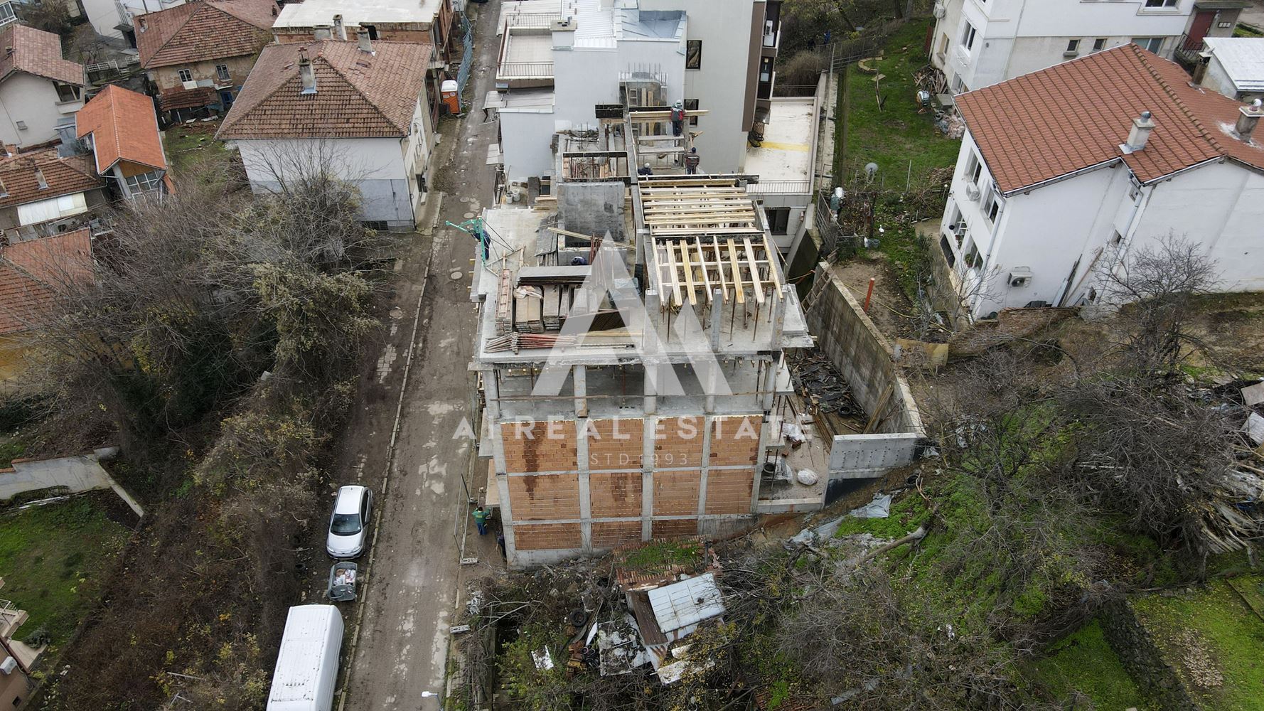 Тристаен апартамент в бутикова сграда Maison 19 - 0