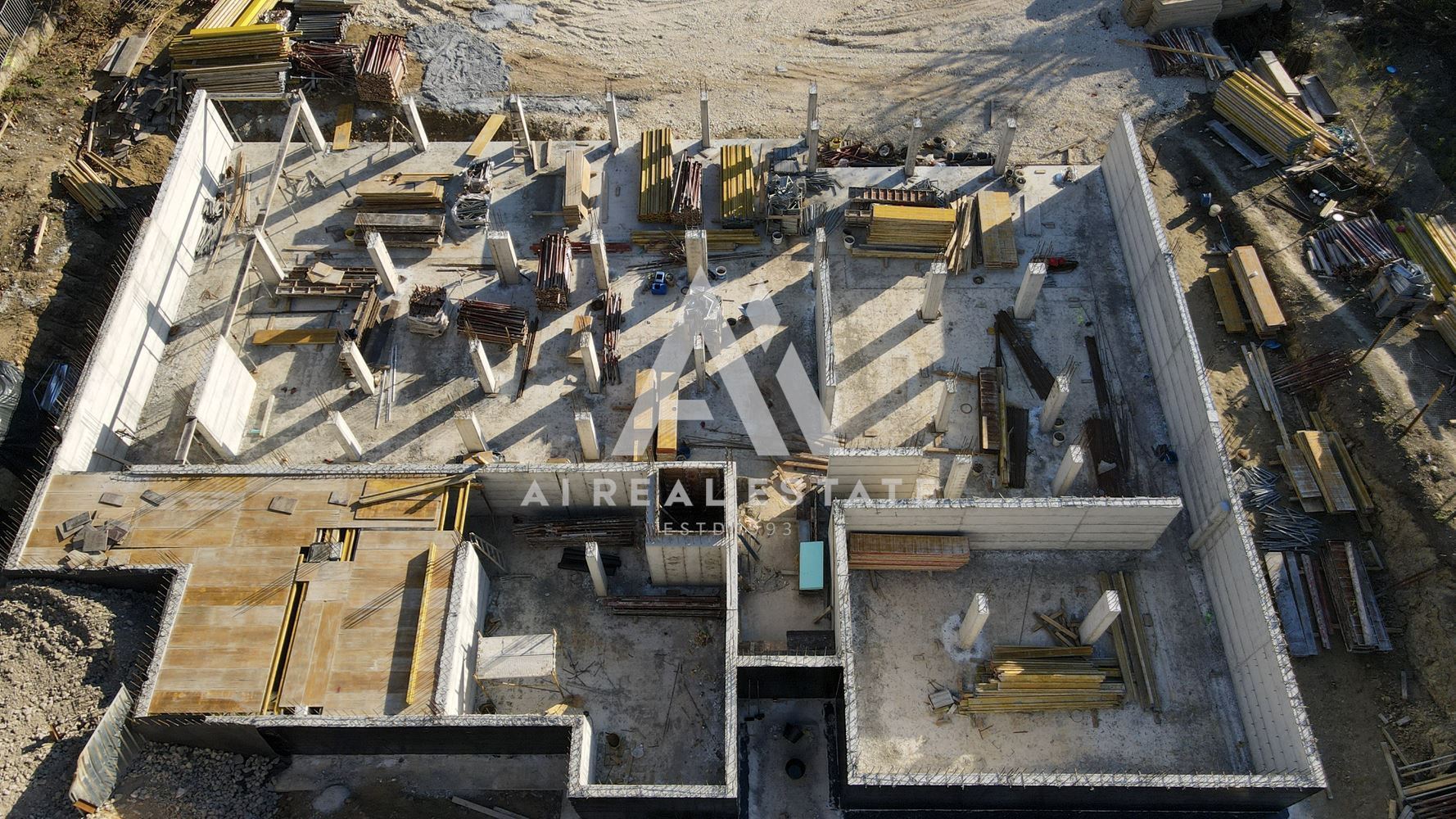 Тристаен в Саут Вю Резиденс - Дружба 1 - 0