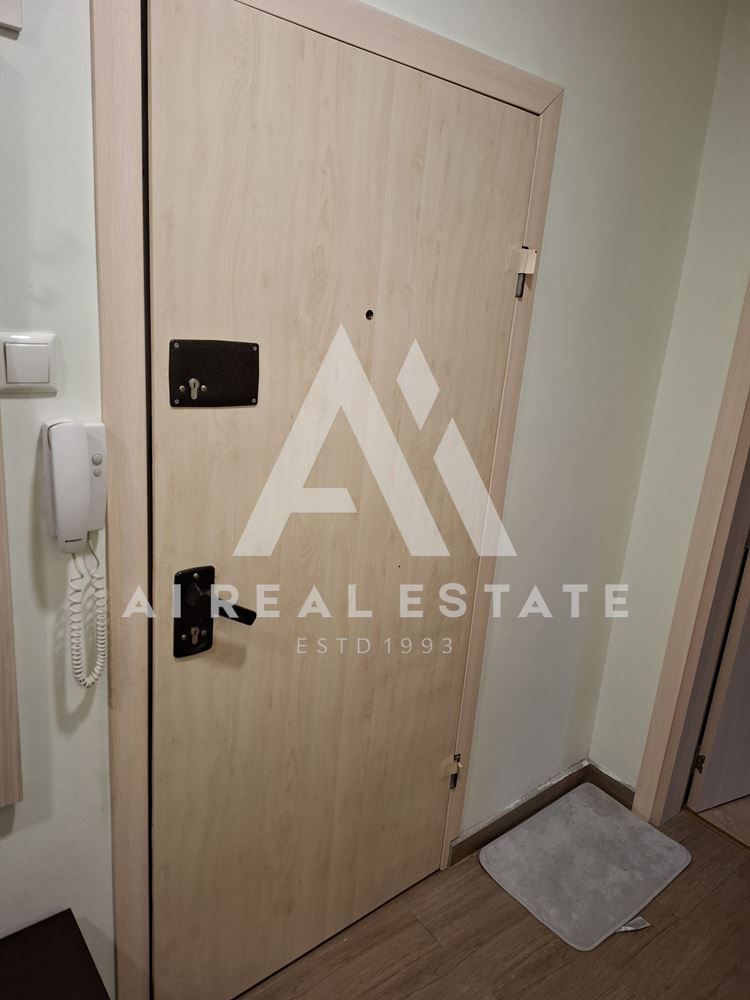 Двустаен апартамент в идеалния център - 0