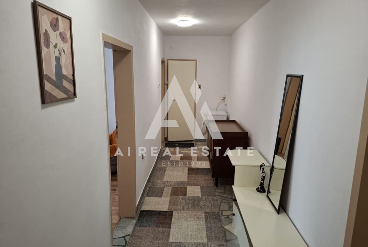 3-стаен апартамент под наем - 0