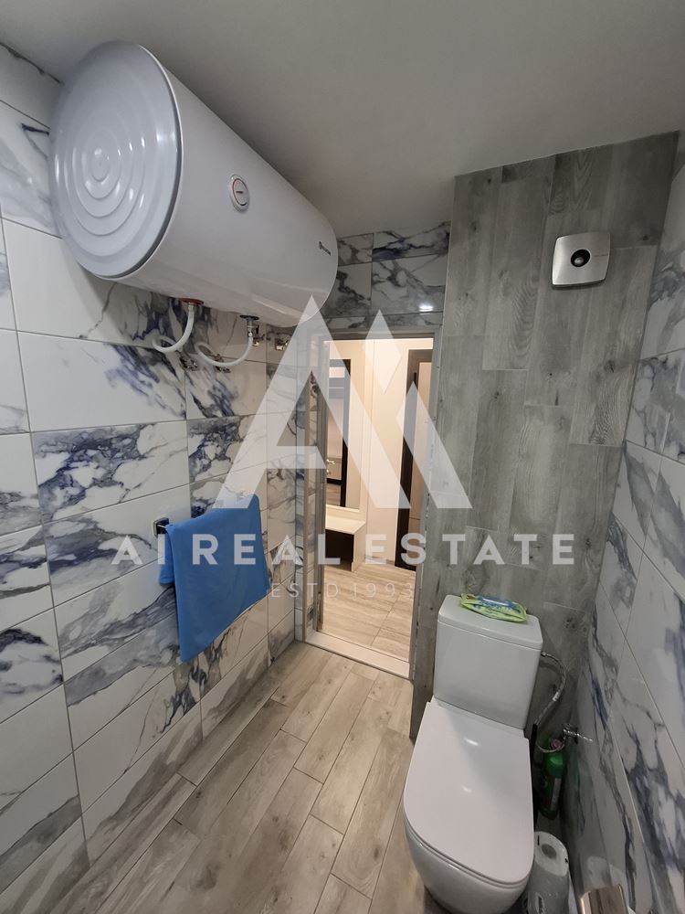 Тристаен апартамент под наем – срещу Медицинския университет ! - 0