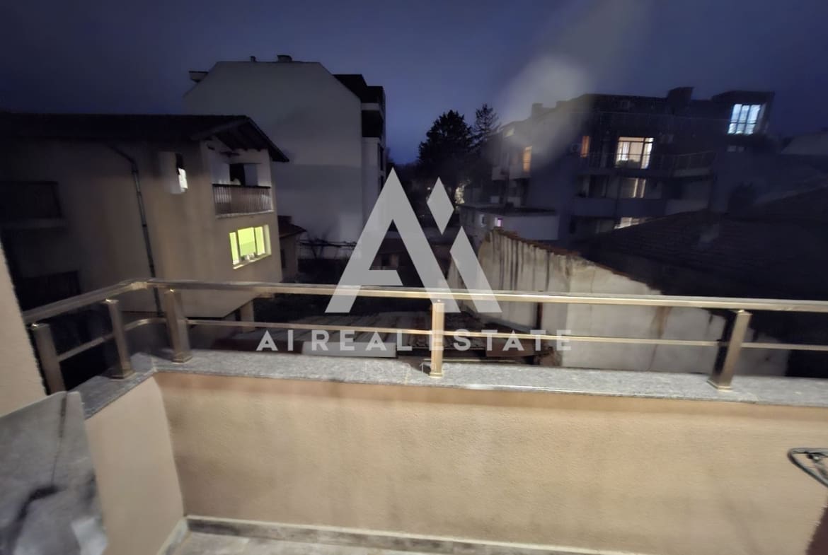 Тристаен апартамент под наем – срещу Медицинския университет ! - 0