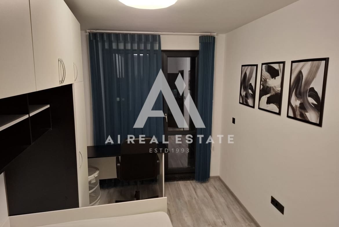 Тристаен апартамент под наем – срещу Медицинския университет ! - 0