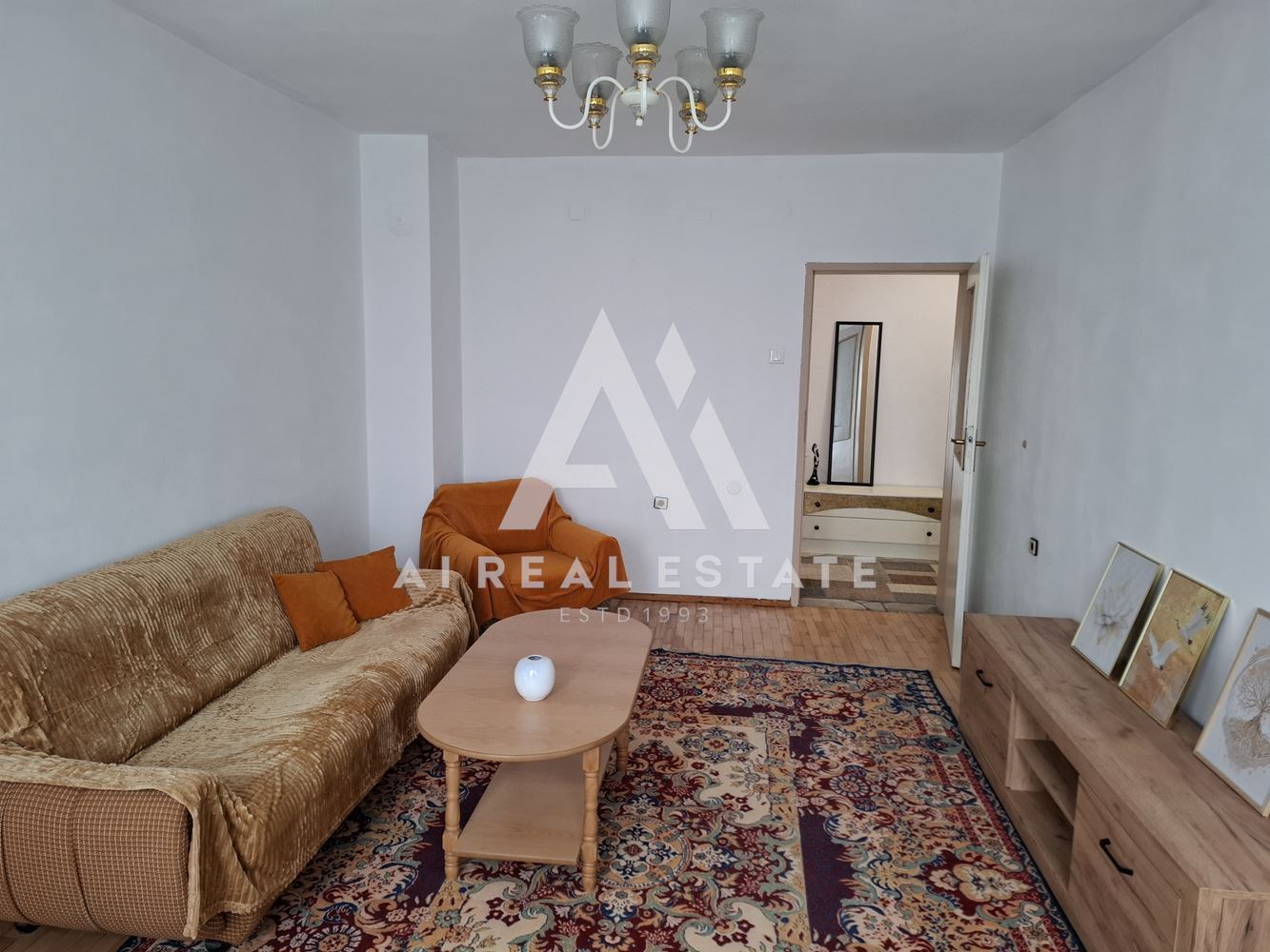 3-стаен апартамент под наем - 0