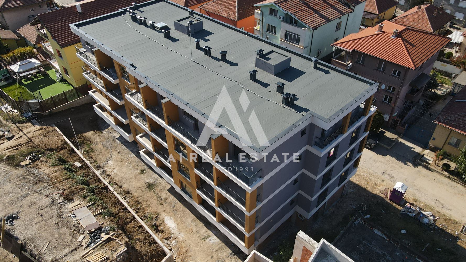 Двустаен апартамент в срада S.M.120 ! - 0