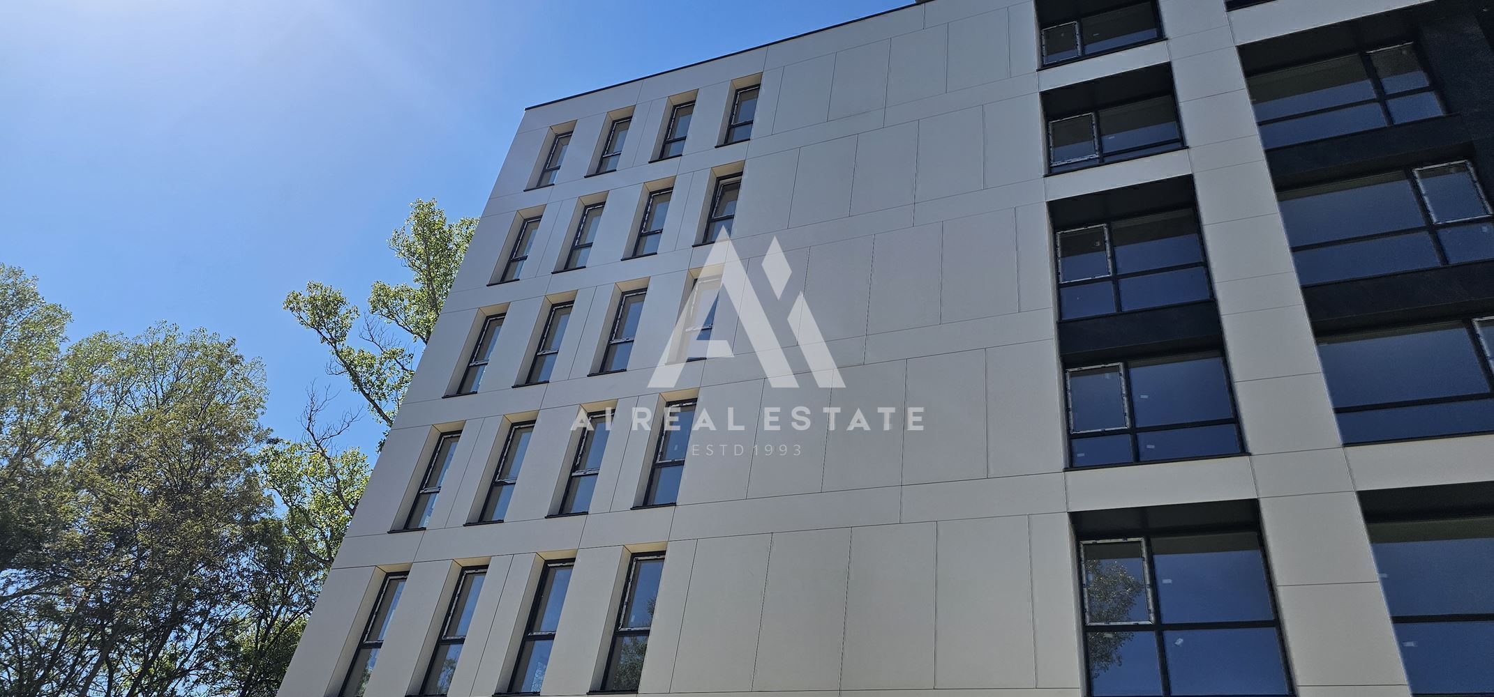 Тристаен апартамент в луксозен жилищен комплекс в Малинова долина вх.7 ап.51 - 0