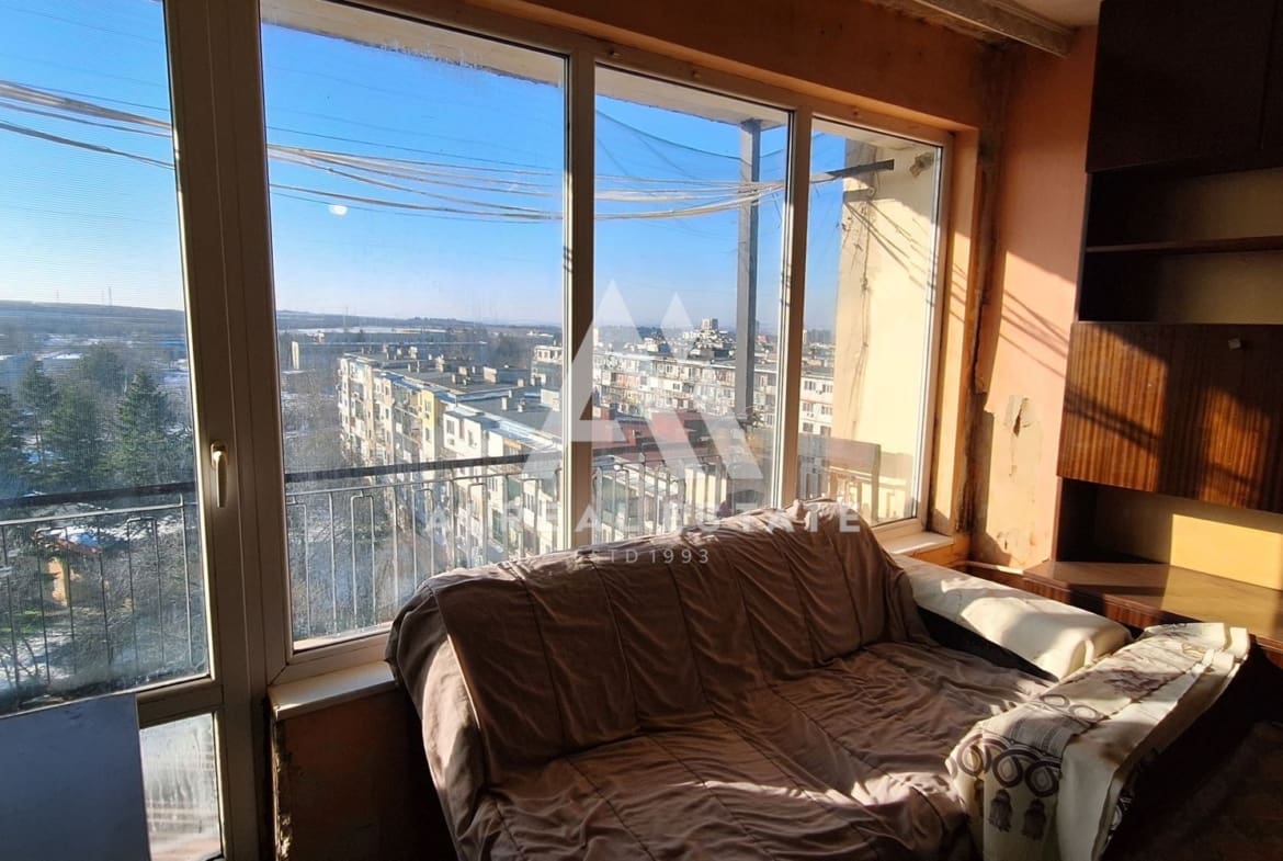 двустаен апартамент - 0