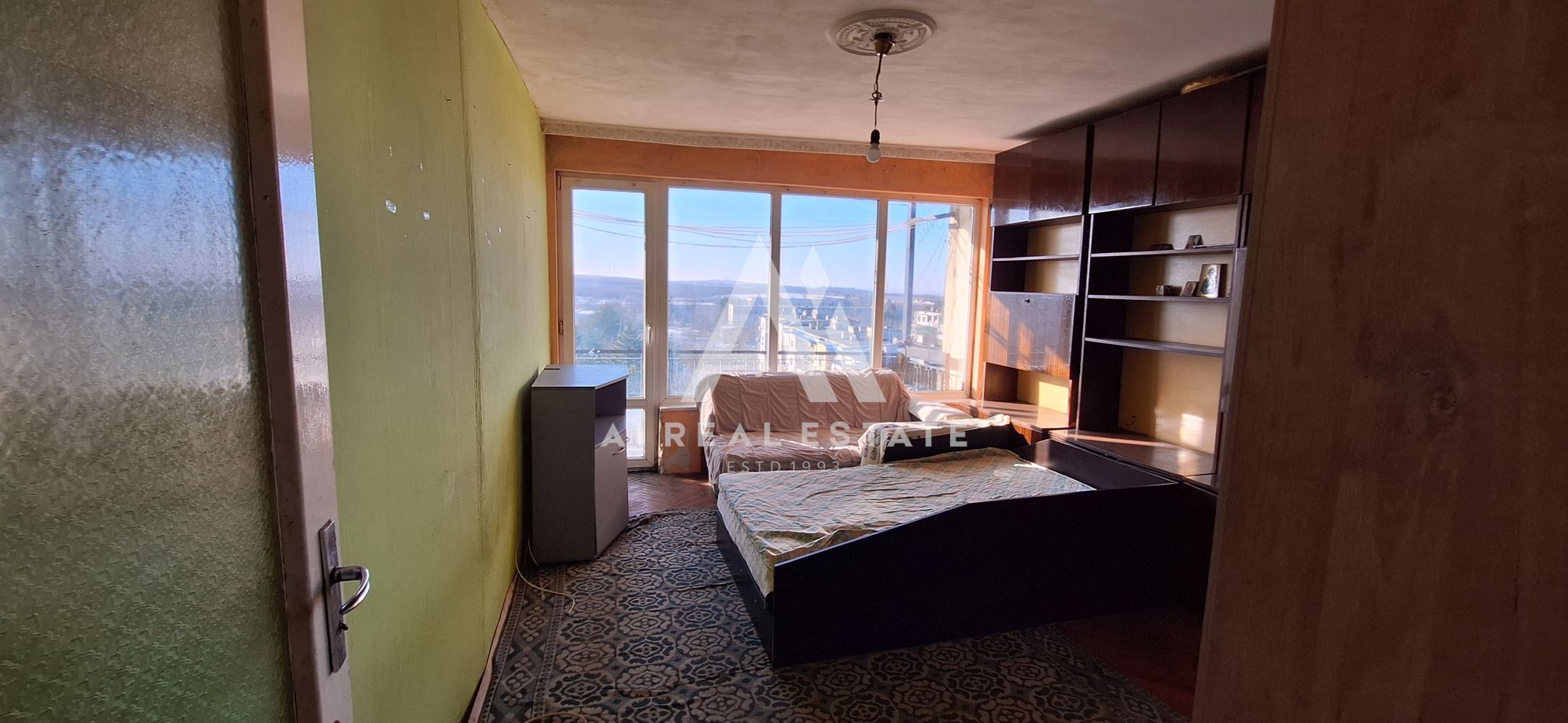 двустаен апартамент - 0