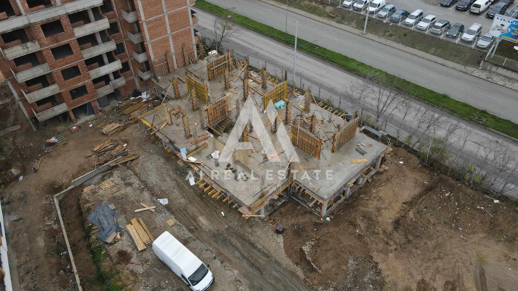 Тристаен апартамент M&G - S.M.4 - 0