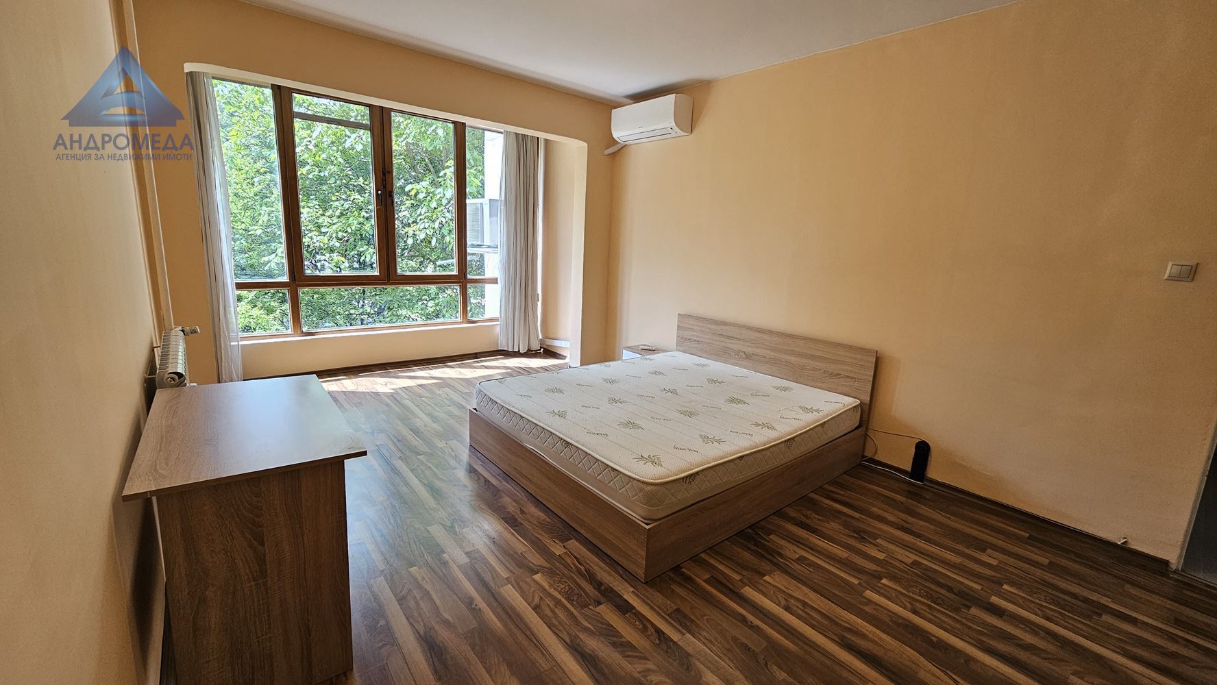 Топъл и светъл двустаен в жк. Овча купел 2 - 0