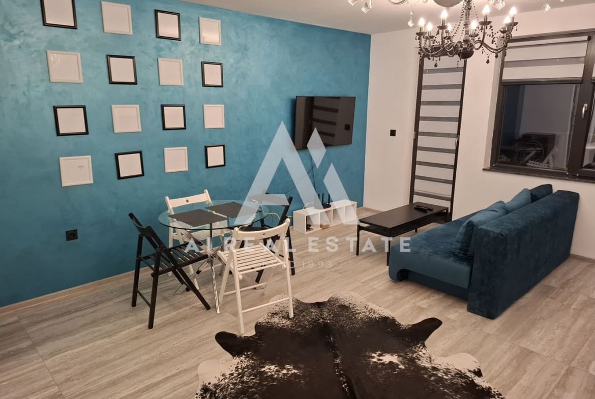 Тристаен апартамент под наем – срещу Медицинския университет ! - 0