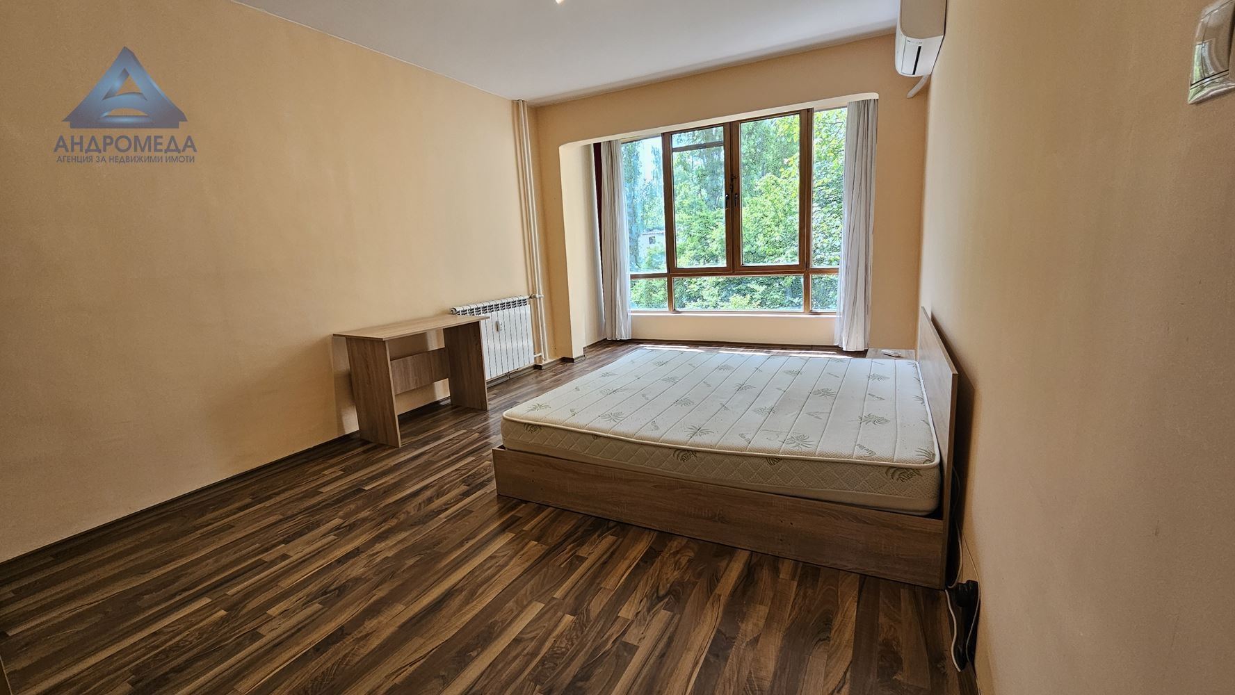 Светъл и топъл тристаен в жк.Овча купел 2 - 0