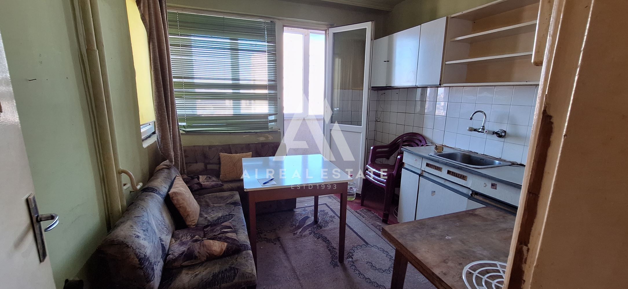 двустаен апартамент - 0