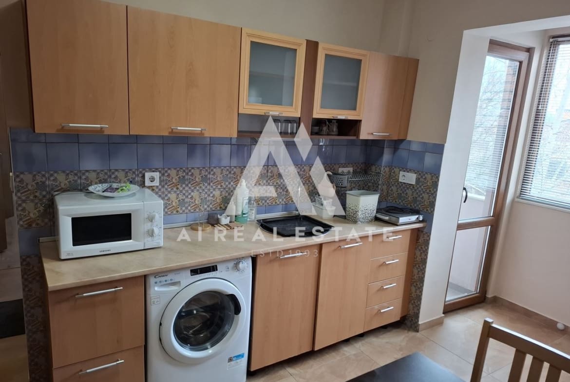 🏡Четиристаен апартамент - Срещу Медицинския университет, Плевен! - 0