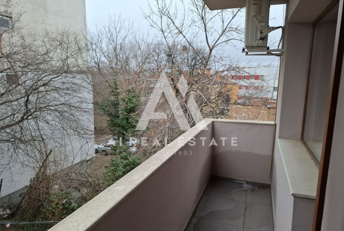 🏡Четиристаен апартамент - Срещу Медицинския университет, Плевен! - 0