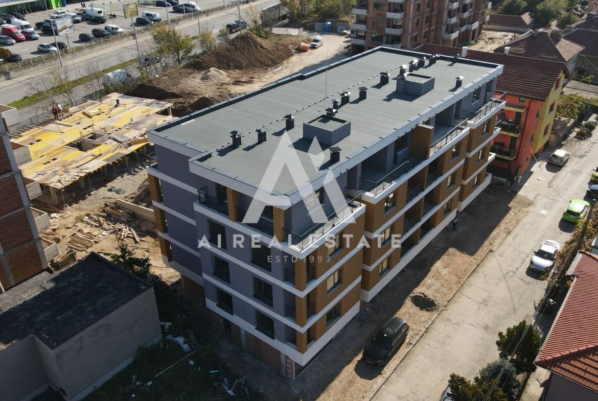 Двустаен апартамент в срада S.M.120 ! - 0