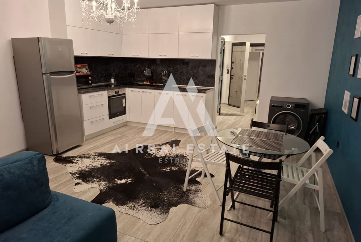 Тристаен апартамент под наем – срещу Медицинския университет ! - 0