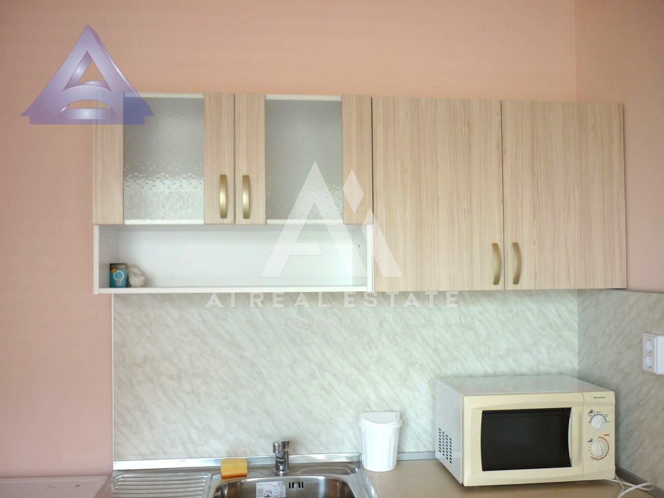 Дава под наем едностаен апартамент - 0