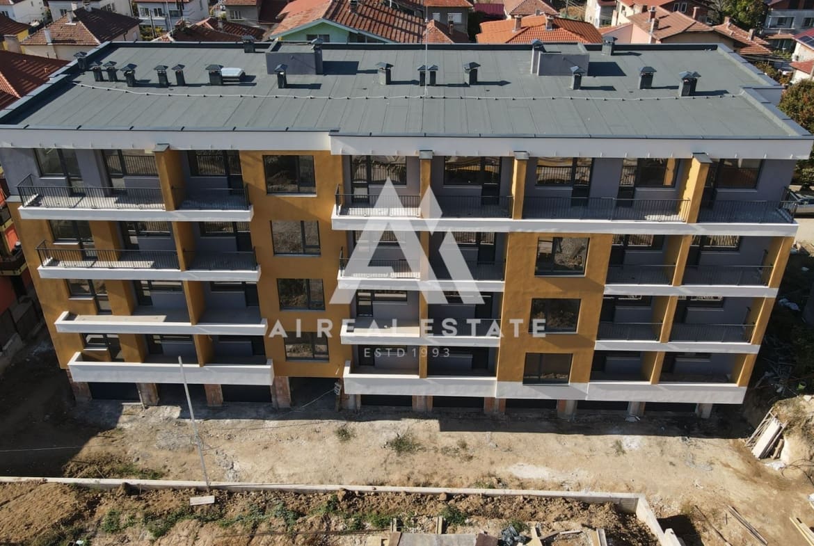 Двустаен апартамент в срада S.M.120 ! - 0