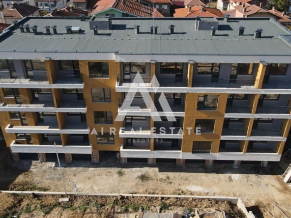 Двустаен апартамент в срада S.M.120 ! - 0