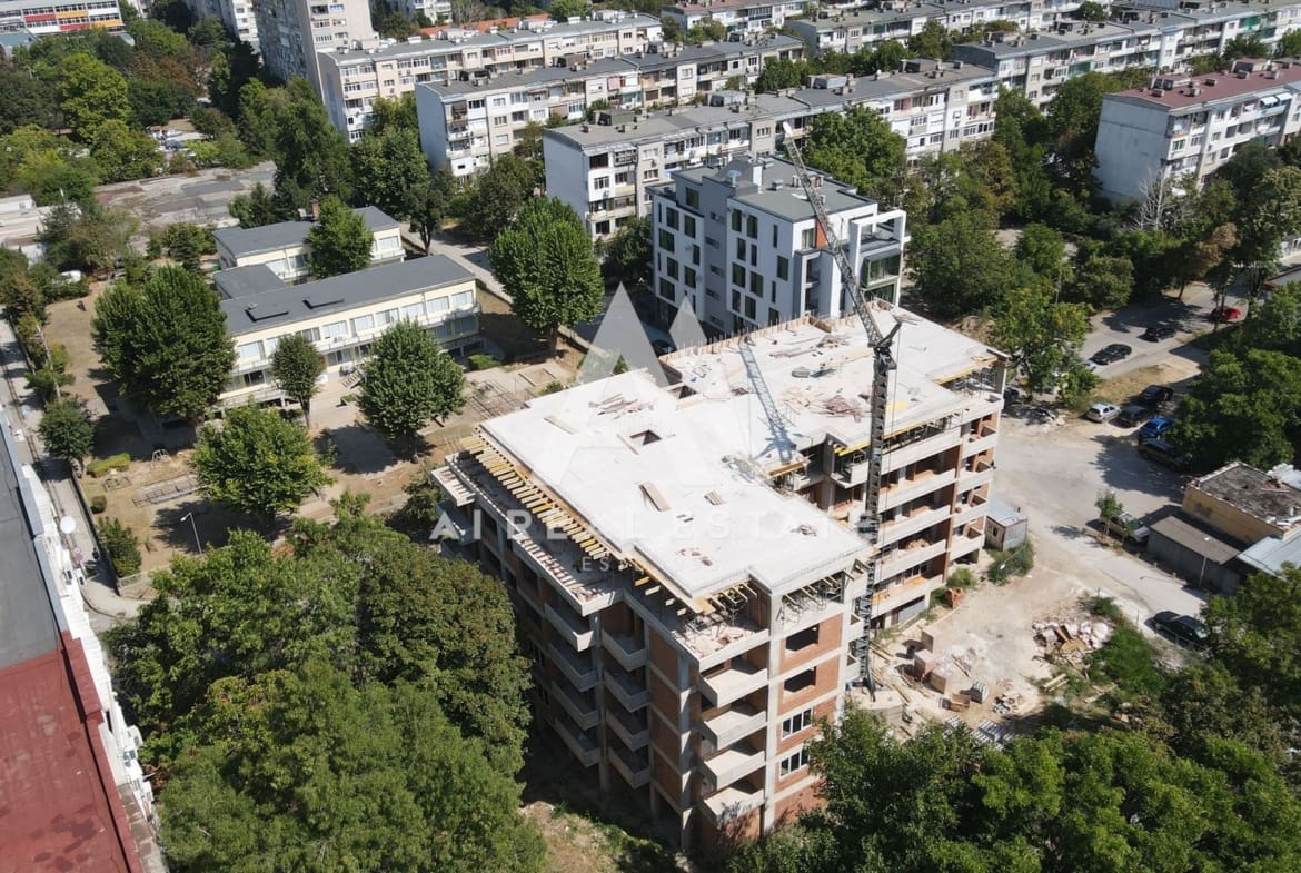 Тристаен в сграда Хармония - ж.к.Сторгозия с акт14! - 0