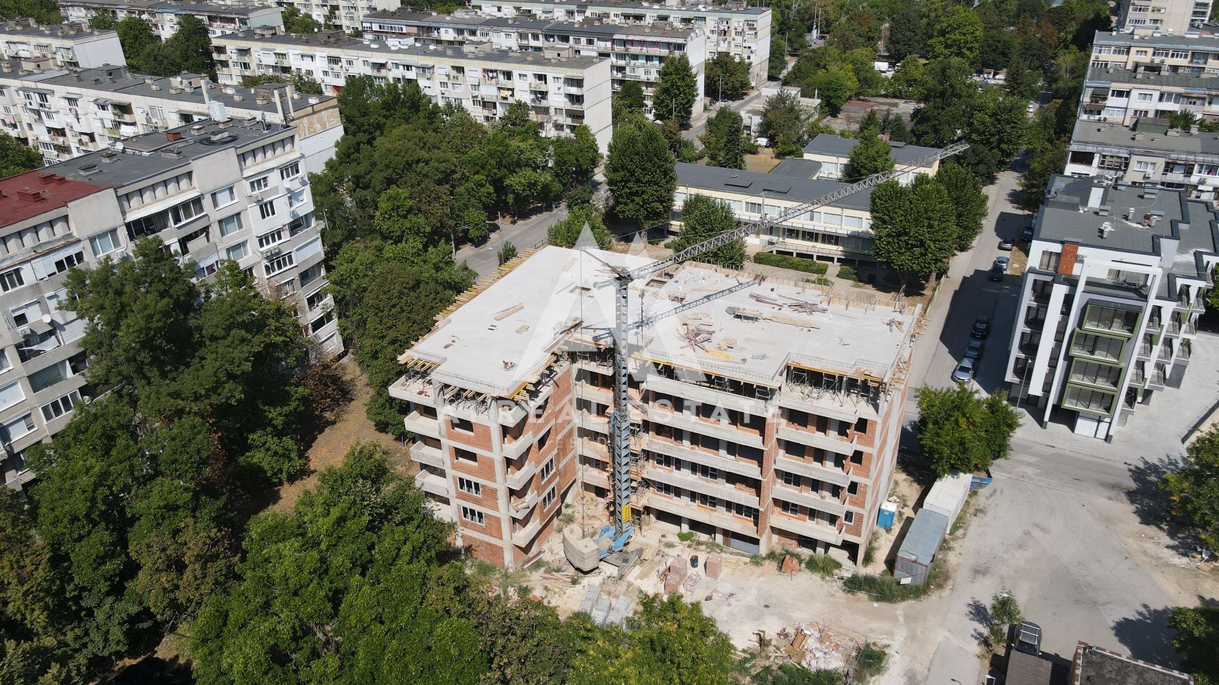 Тристаен в сграда Хармония - ж.к.Сторгозия с акт14! - 0