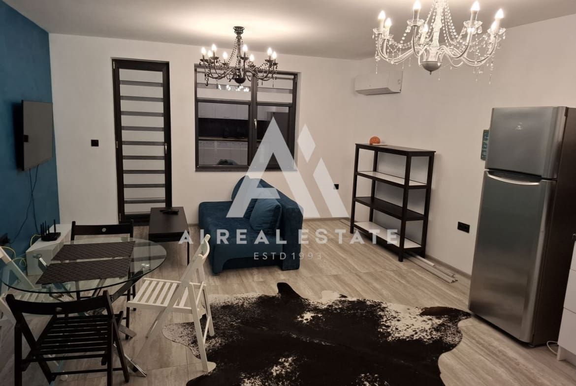 Тристаен апартамент под наем – срещу Медицинския университет ! - 0