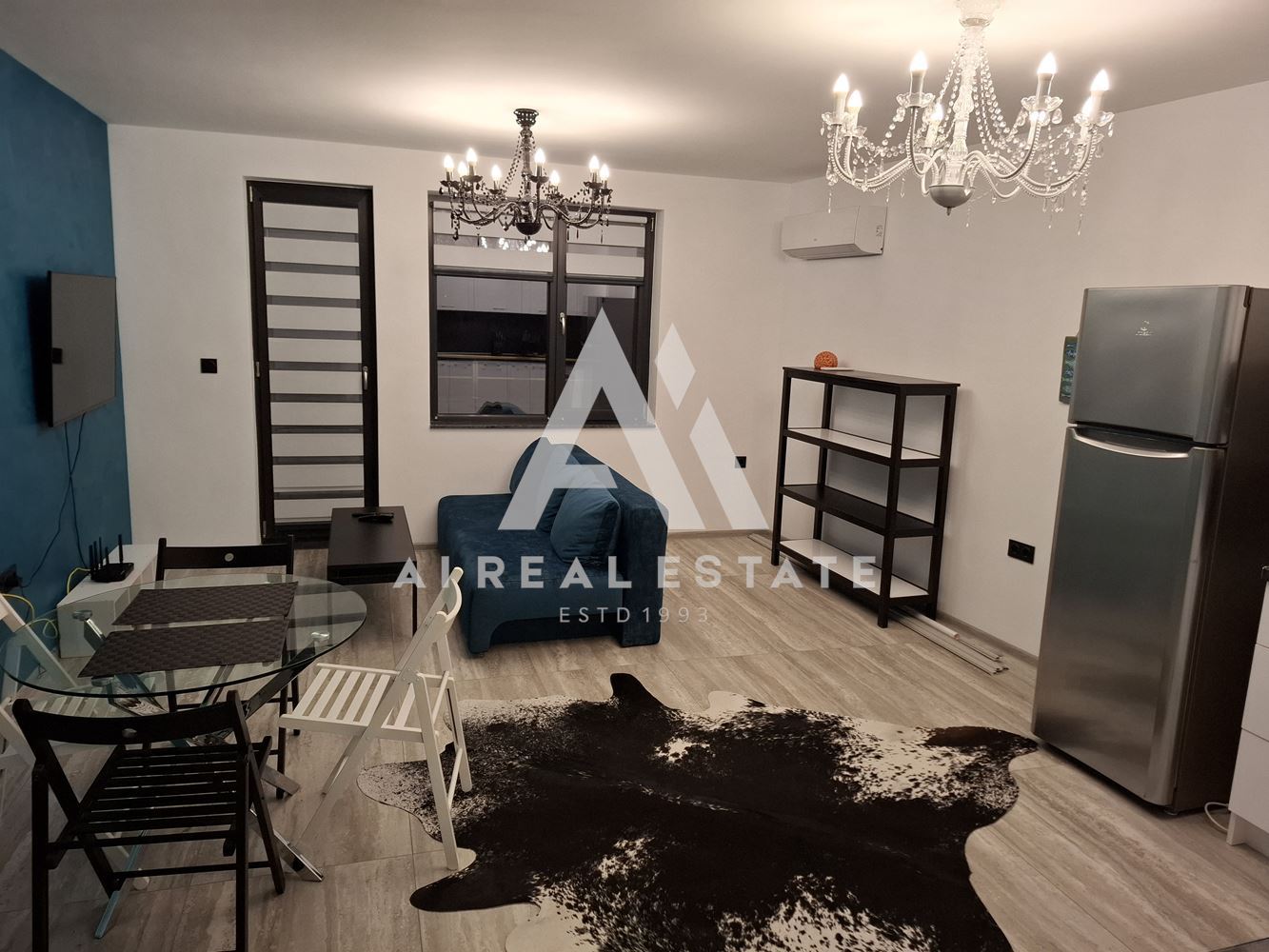 Тристаен апартамент под наем – срещу Медицинския университет ! - 0