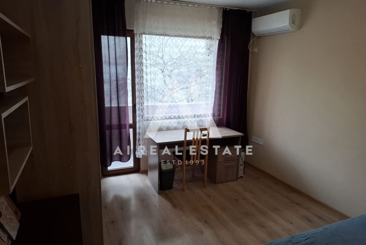 🏡Четиристаен апартамент - Срещу Медицинския университет, Плевен! - 0