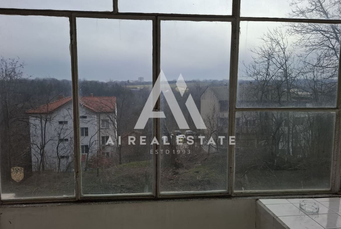 3-стаен апартамент под наем - 0