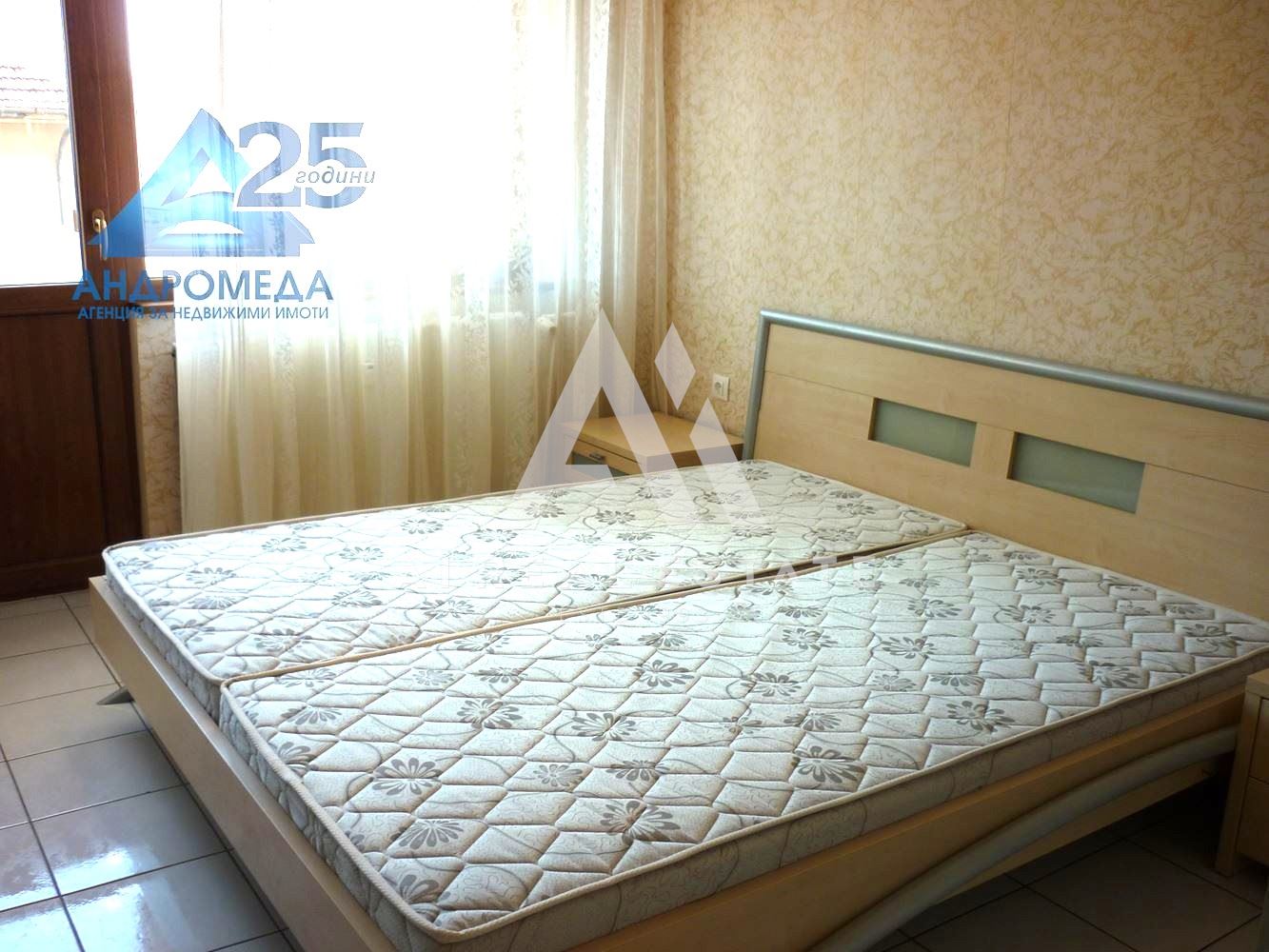 Продава двустаен апартамент - 0