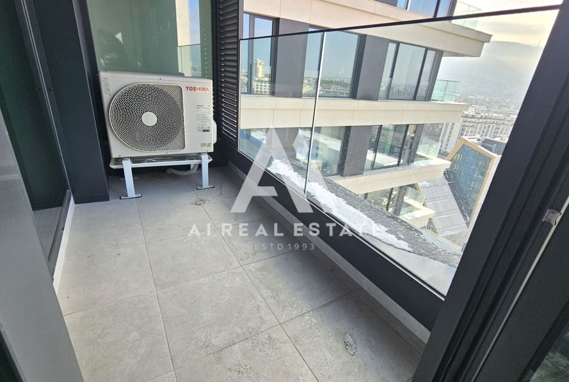 Тристаен апартамент в Smart Tower, София – петзвезден комфорт на 15-ти етаж с гледка към Витоша - 0