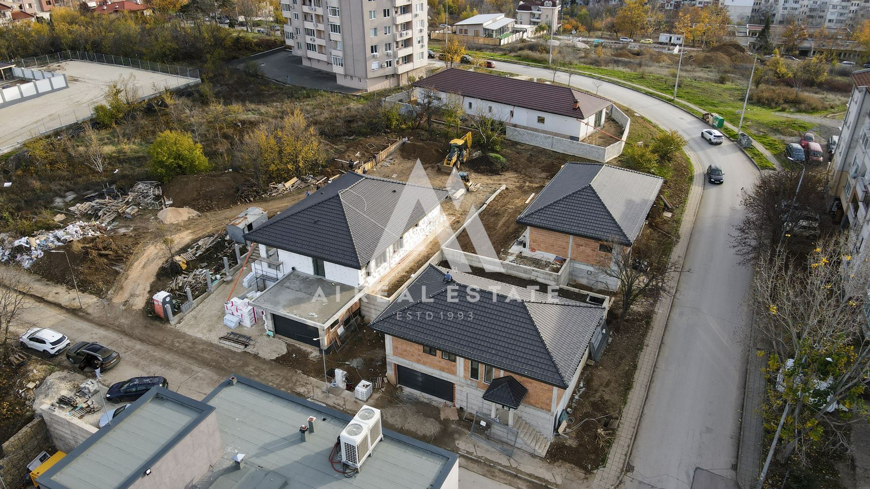 Нова къща с двоен гараж и двор гр.Плевен, ул.Трите бора - АКТ 15 до дни ! - 0